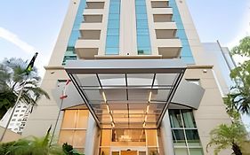 Flat no hotel QS Oscar Freire perto do HC